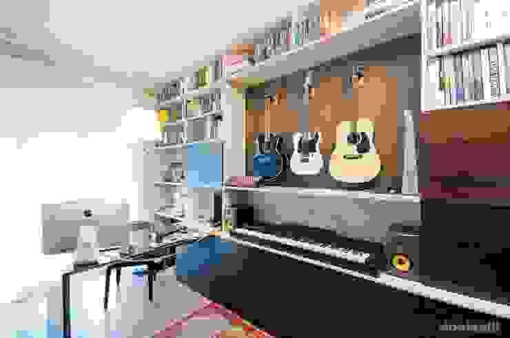 Casa Carilla - Studio - locale hobby studiodonizelli Studio moderno studio,musica,ebano,chitarra,libreria,studiodonizelli