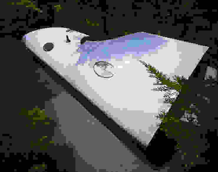 SHELL ARTechnic architects / アールテクニック Paredes y pisos de estilo moderno