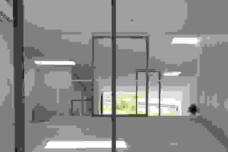 UNOU 佐々木勝敏建築設計事務所 Eclectic style houses