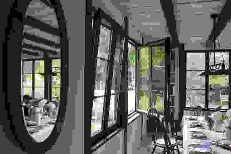 dziurdziaprojekt Eclectic style dining room