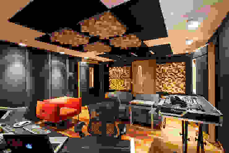 Dado Prisco Studios MarchettiBonetti+ Espaços comerciais modernos