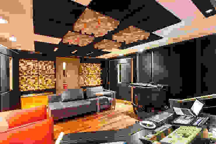 Dado Prisco Studios MarchettiBonetti+ Espaços comerciais modernos
