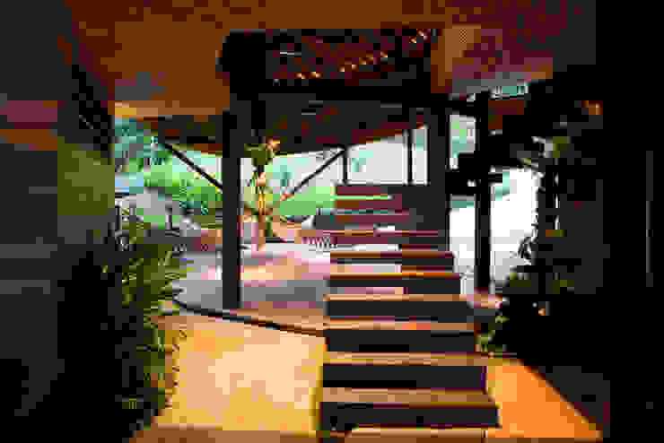 Mareines+Patalano Arquitetura 熱帶式走廊，走廊和樓梯