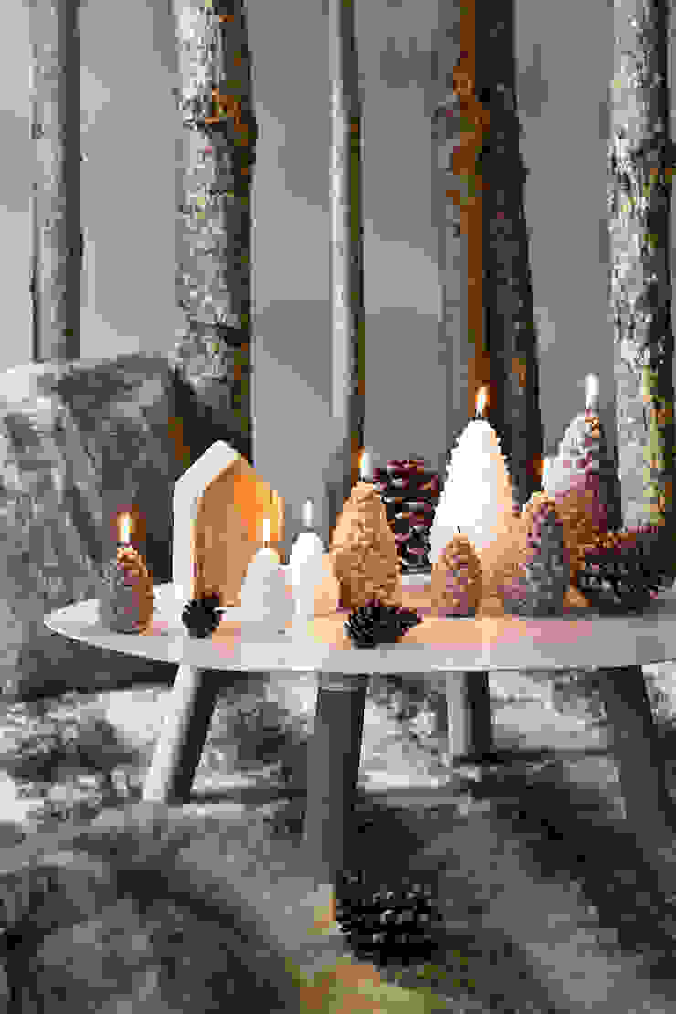 Bougie déco de Noël Pomme de pin moyen modèle, Bougies la Française Bougies la Française Casas escandinavas Accesorios y decoración