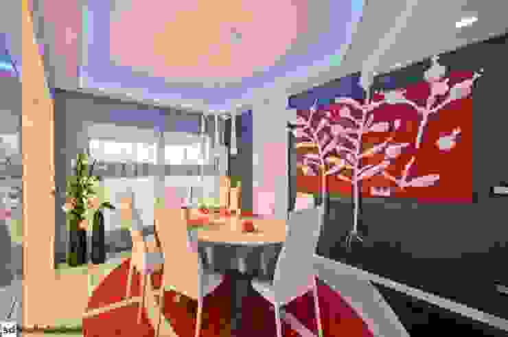 Maison Célèbre Panneau - montecarlo, studiodonizelli studiodonizelli Modern Dining Room