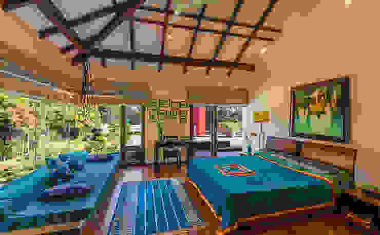 G Farm House, Kumar Moorthy & Associates Kumar Moorthy & Associates Eclectic style bedroom