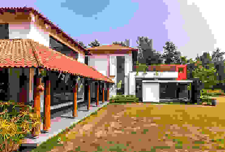 Kumar Moorthy & Associates Будинки