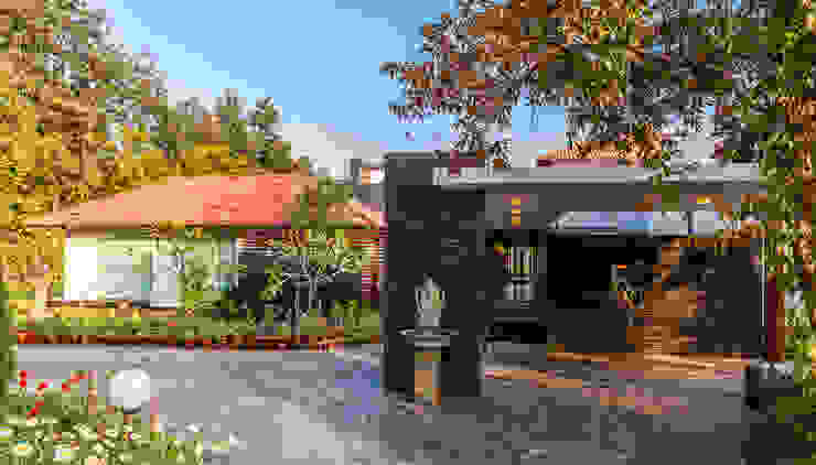 Kumar Moorthy & Associates Гараж/сарай