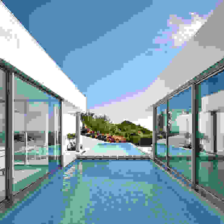 Philip Kistner Fotografie Piscinas de estilo moderno