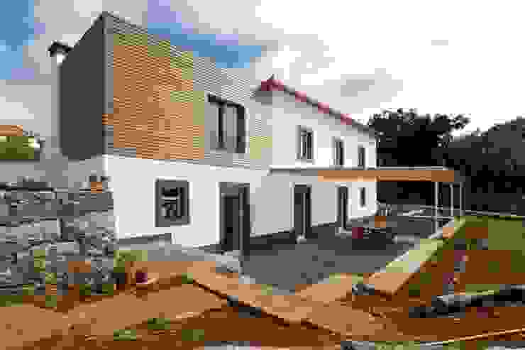 Quinta H | Öko-Renovierung | Madeira, Mayer & Selders Arquitectura Mayer & Selders Arquitectura Rustikale Häuser