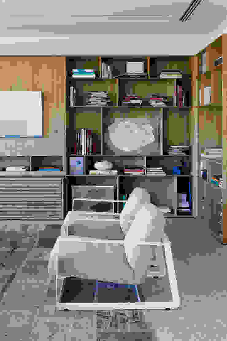 Residência Mirante Salas de estar modernas por Gisele Taranto Arquitetura Moderno