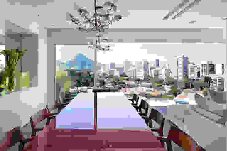 Residência Mirante Salas de jantar modernas por Gisele Taranto Arquitetura Moderno