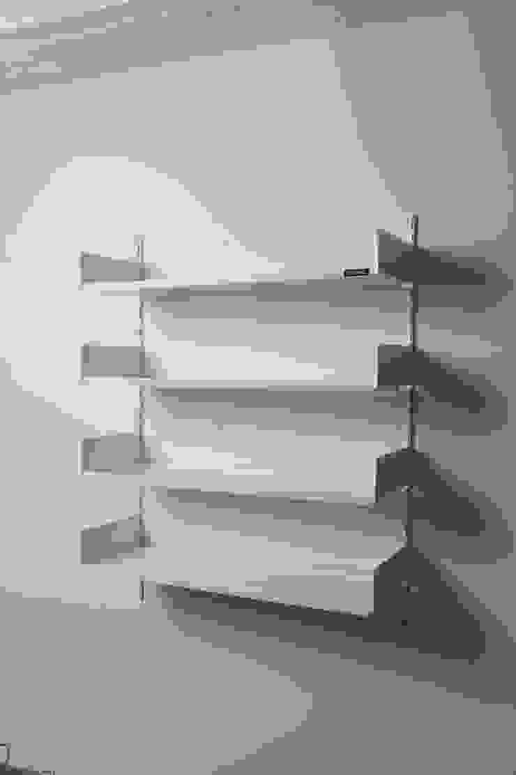 THE THING FACTORY 의 FLOATING SHELVING SYSTEM 호미파이 & homify