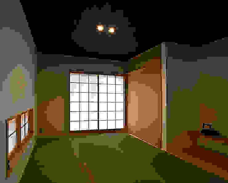 野口修アーキテクツアトリエ Salas de estar ecléticas
