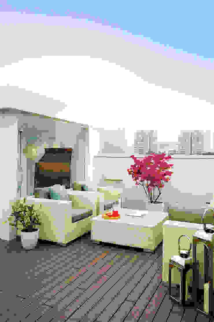 Shyam House Renovation Area-17 Architecture & Interiors Case moderne