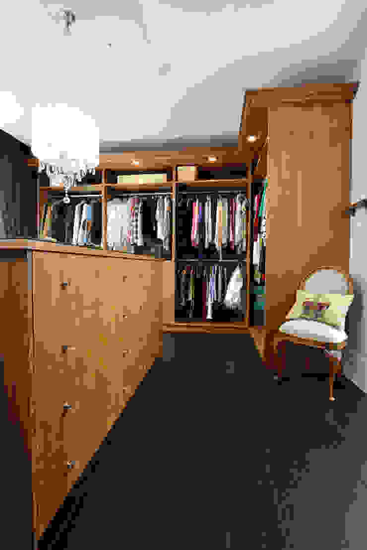 Bespoke Walnut Dressing Room Room Dressing roomAccessories & decoration