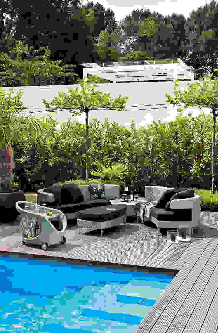 DIVANA, GarVida GarVida Eclectic style garden Furniture