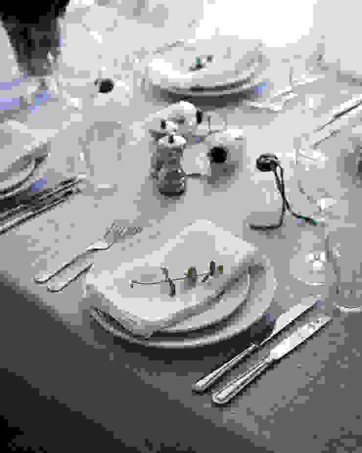 Winter Autumn 2014 The Linen Works Dining room