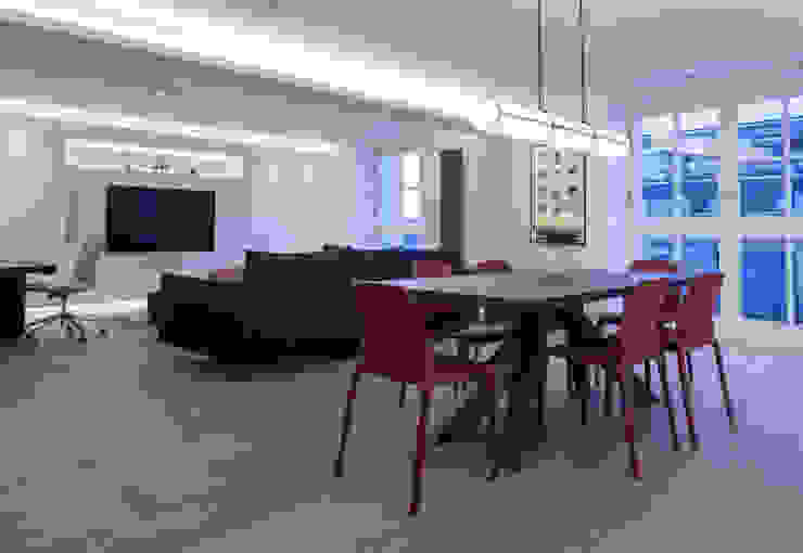 canalside flat : camden Salas de jantar minimalistas por Cassidy Hughes Interior Design Minimalista