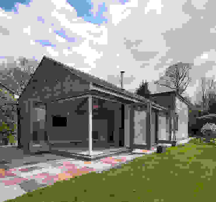 The Garden Cottage Fraher and Findlay Casas modernas: Ideas, imágenes y decoración