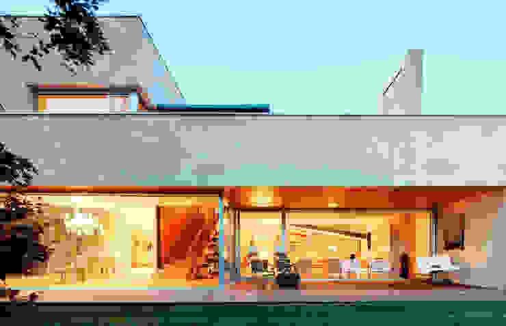 Hoz Fontan Arquitectos Balcones y terrazas modernos