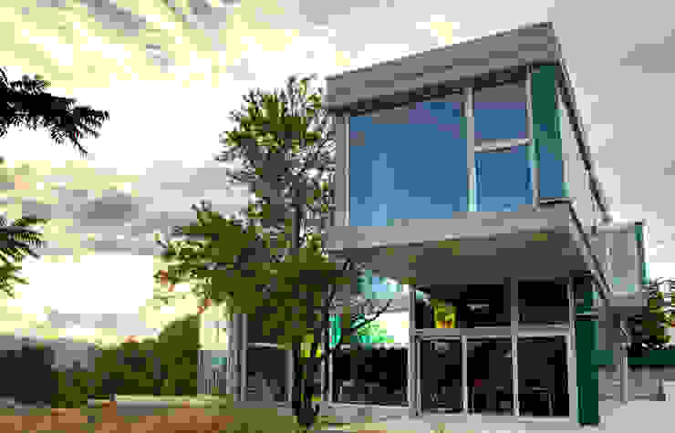 Mirador Espegel-Fisac architects Casas de estilo moderno Nube,Cielo,Planta,Propiedad,Edificio,Sombra,Árbol,Barrio residencial,Vecindario,pared