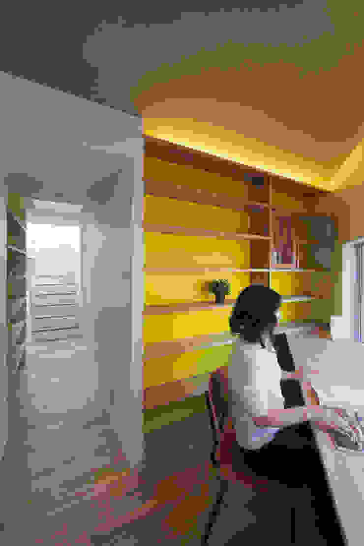 House in Heiwadai アトリエ スピノザ Rumah Modern