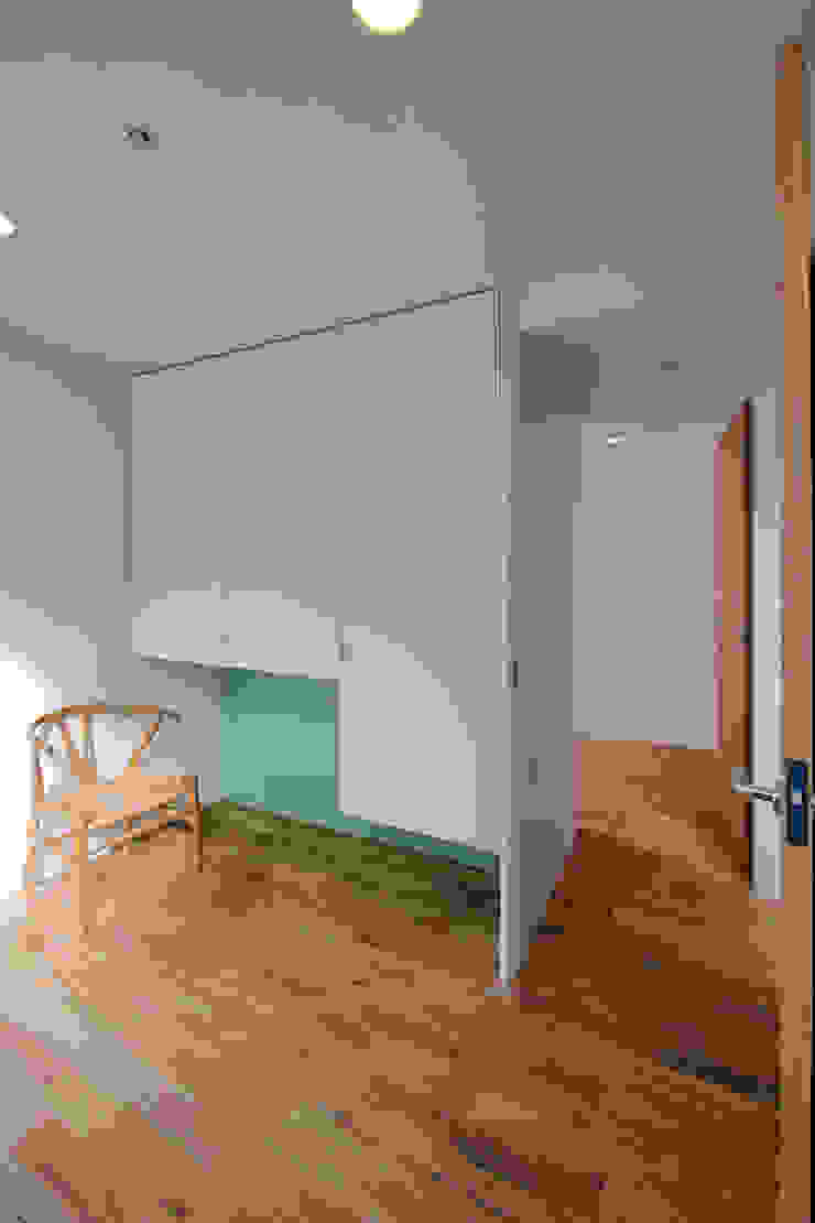 House in Heiwadai アトリエ スピノザ Rumah Modern