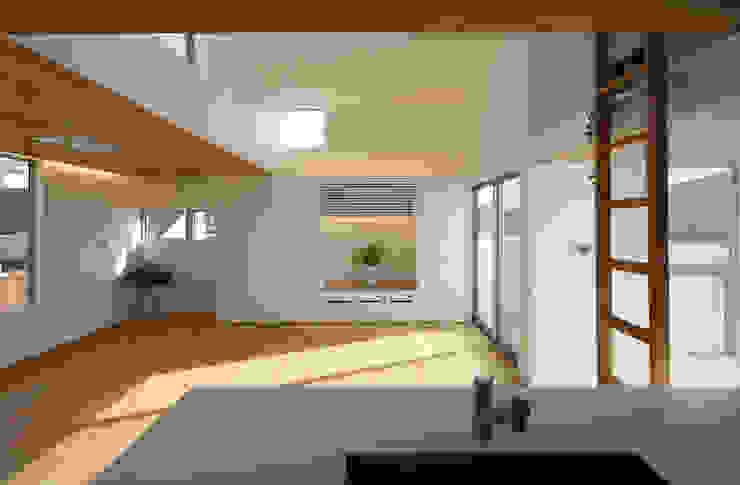 House in Heiwadai アトリエ スピノザ Rumah Modern