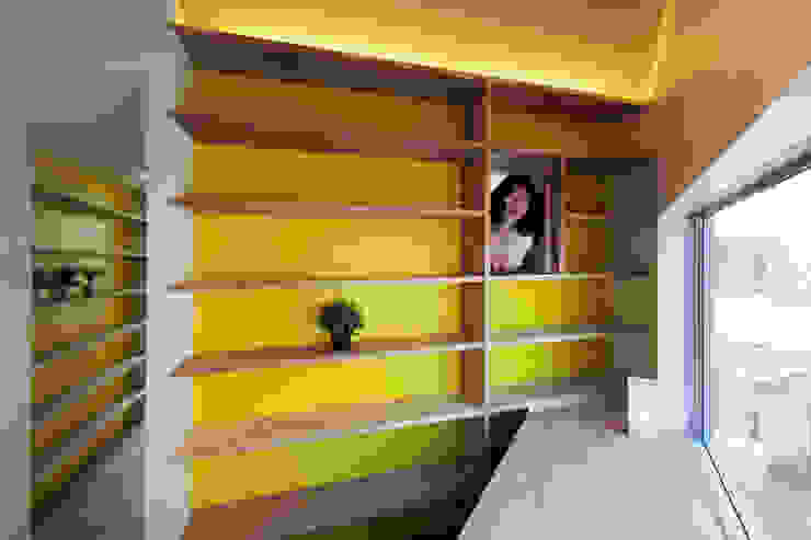 House in Heiwadai アトリエ スピノザ Rumah Modern