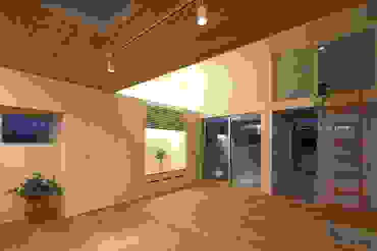 House in Heiwadai アトリエ スピノザ Rumah Modern