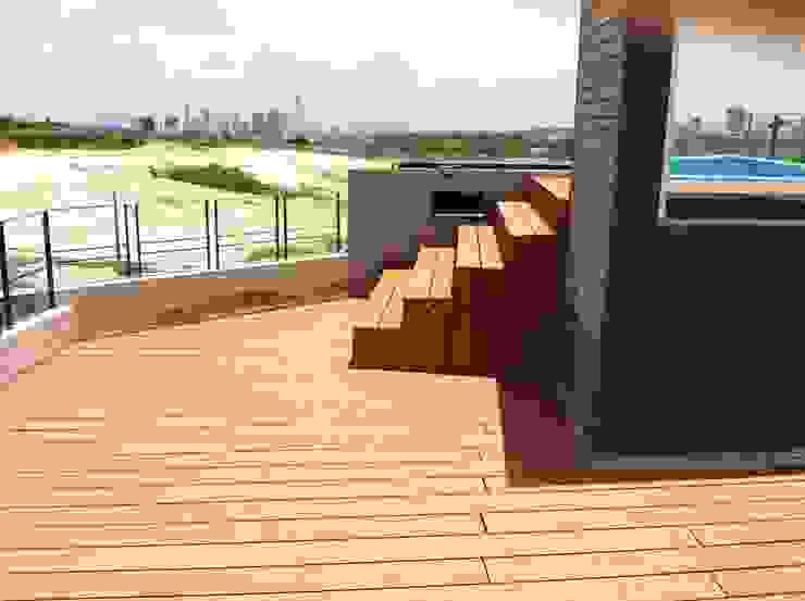 modern  door Grupo Boes, Modern   