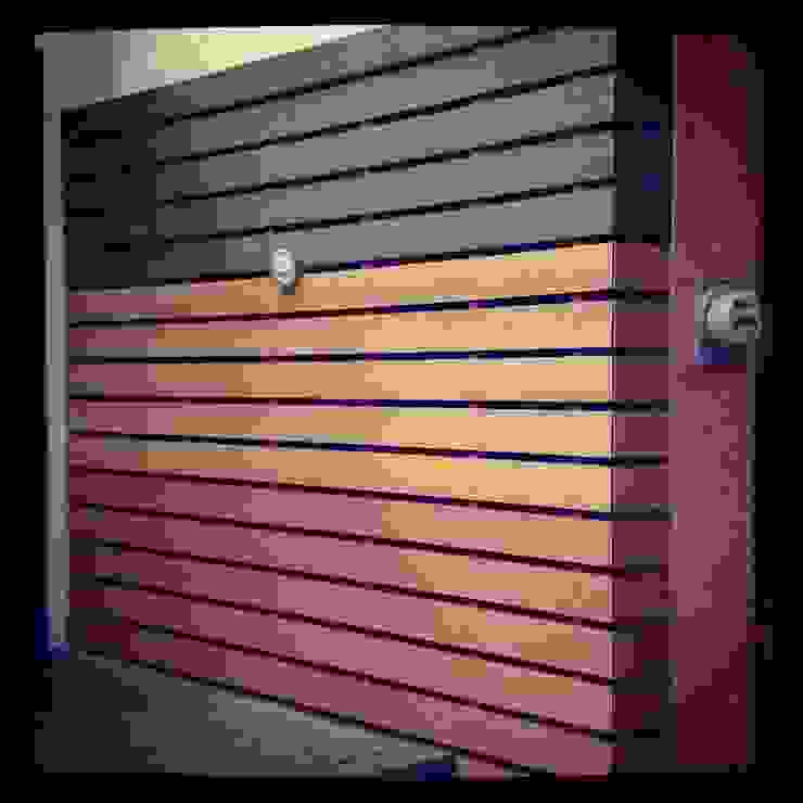 modern  door Grupo Boes, Modern   