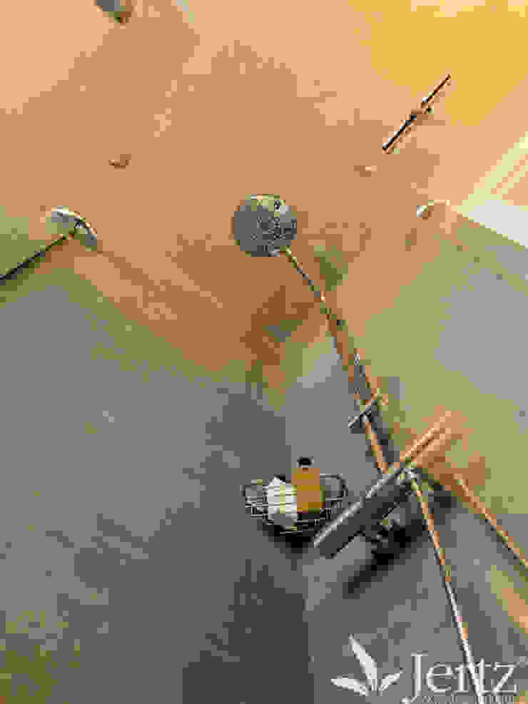 Badezimmer ohne Fliesen mit Marmorputz in Travertinoptik | homify