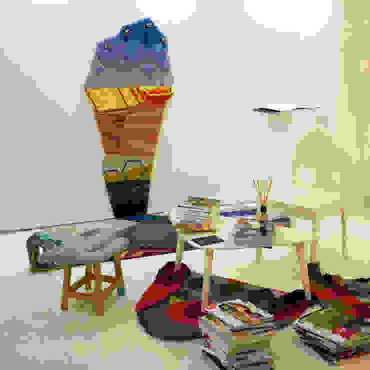 Carpet's Promenade, ATELIER JUNNNE ATELIER JUNNNE 에클레틱 복도, 현관 & 계단 제품,인테리어 디자인,목재,미술,벽,바닥,건물,페인트,방,시각 예술