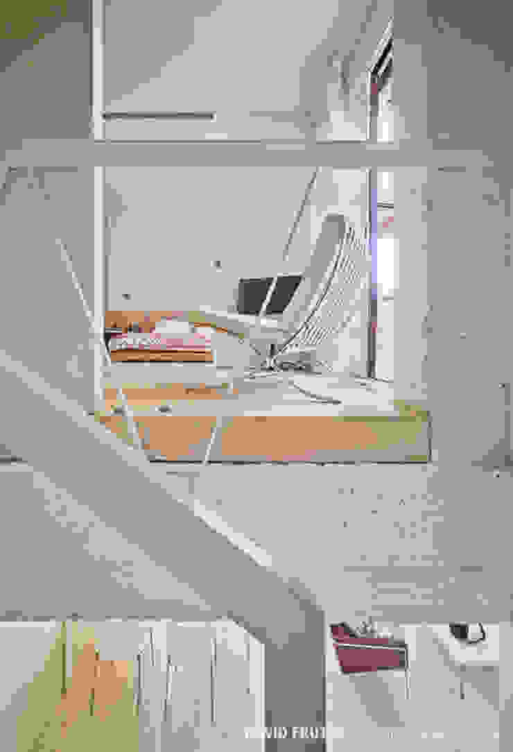 Manuel Ocaña Architecture and Thought Production Office Eclectic style bedroom