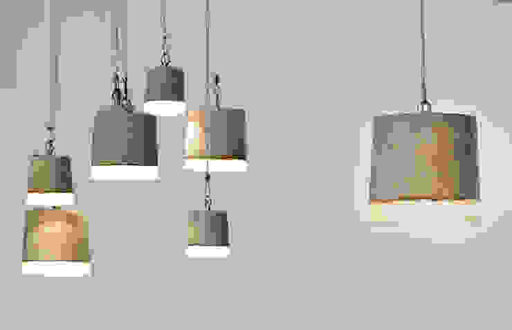 CONCRETE pendant lamps, RENATE VOS product & interior design RENATE VOS product & interior design Cocinas industriales Iluminación