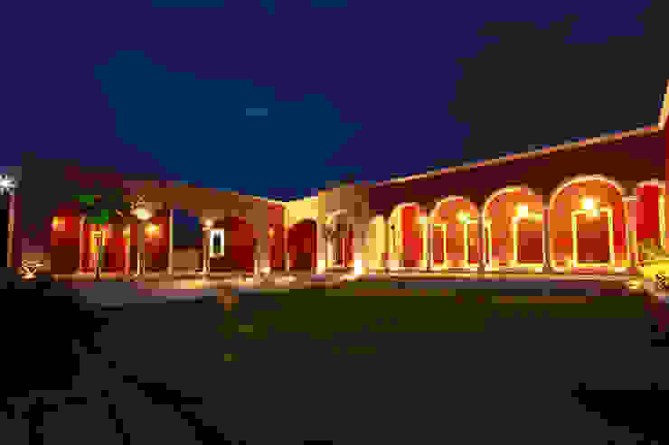 Arturo Campos Arquitectos حديقة