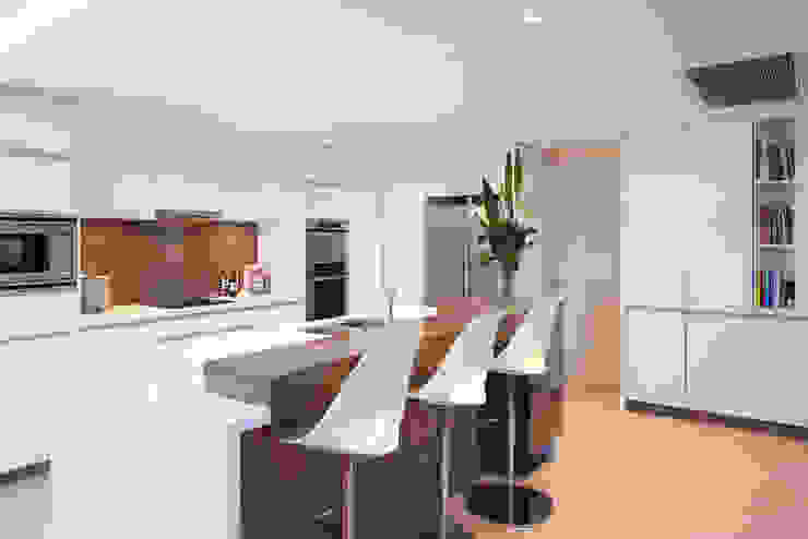 Karrinyup 4 Kitchen Natasha Fowler Design Solutions Modern Kitchen
