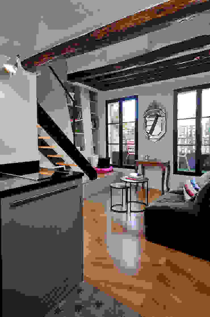 Salas de estar modernas por Marion Rocher Moderno