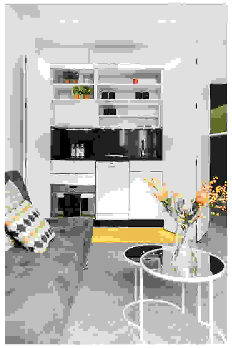 cocina MILL-HOUSE Cocinas pequeñas Muebles,Ebanistería,Edificio,Planta,Flor,Mesa,Sofá,naranja,Estantería,Diseño de interiores