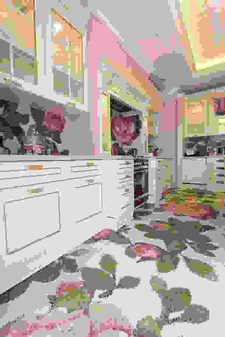 Contemporary Classical Villa in Kemer Golf & Country Orkun İndere Interiors Cocinas de estilo moderno