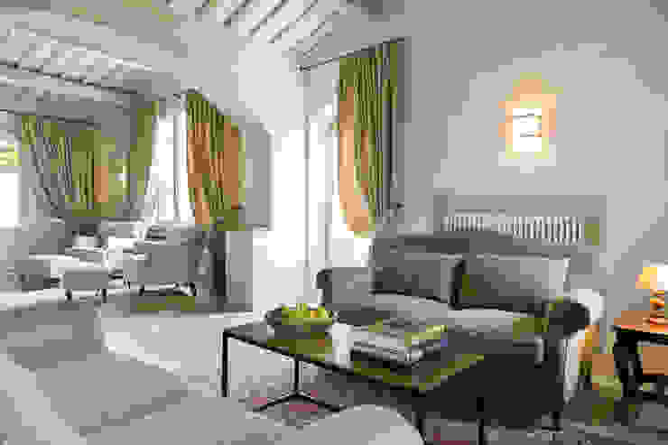 Gaiole in Chianti, Toscana, Arlene Gibbs Décor Arlene Gibbs Décor Rustic style living room