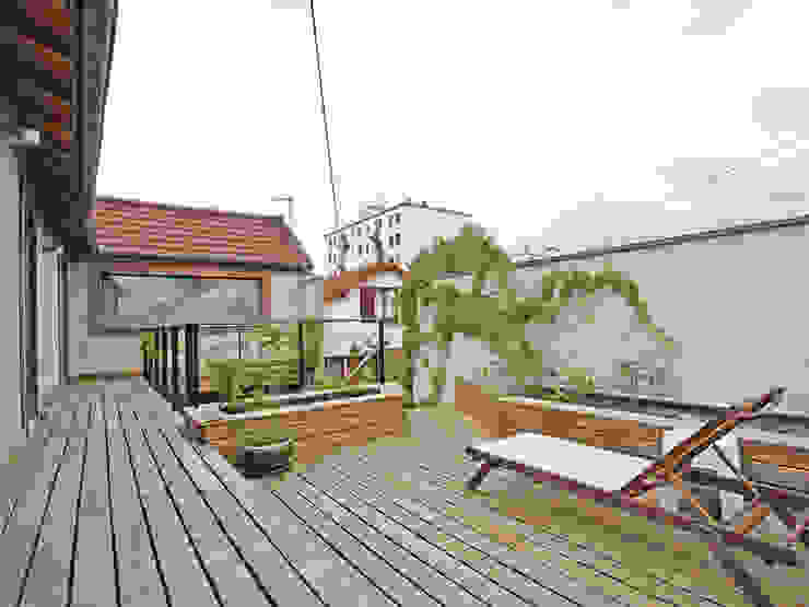 Remodelación de patio pequeño ¡con todo y árbol!