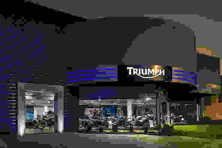 Triumph Porto Alegre RICARDOTRAMONTINA.ART Concessionárias modernas