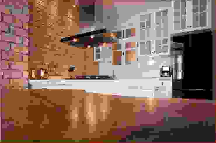 DICLE HOKENEK ARCHITECTURE Modern kitchen