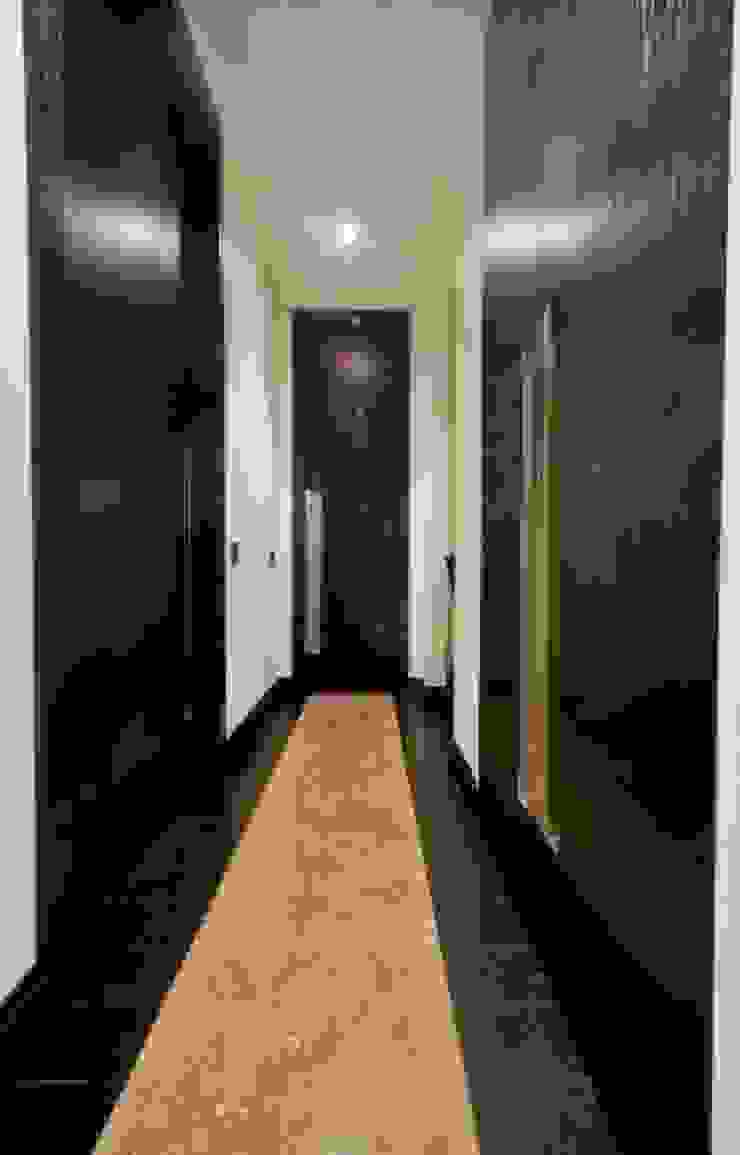 Camere da letto, Arredamenti Caneschi srl Arredamenti Caneschi srl Camera da letto moderna Armadi & Cassettiere