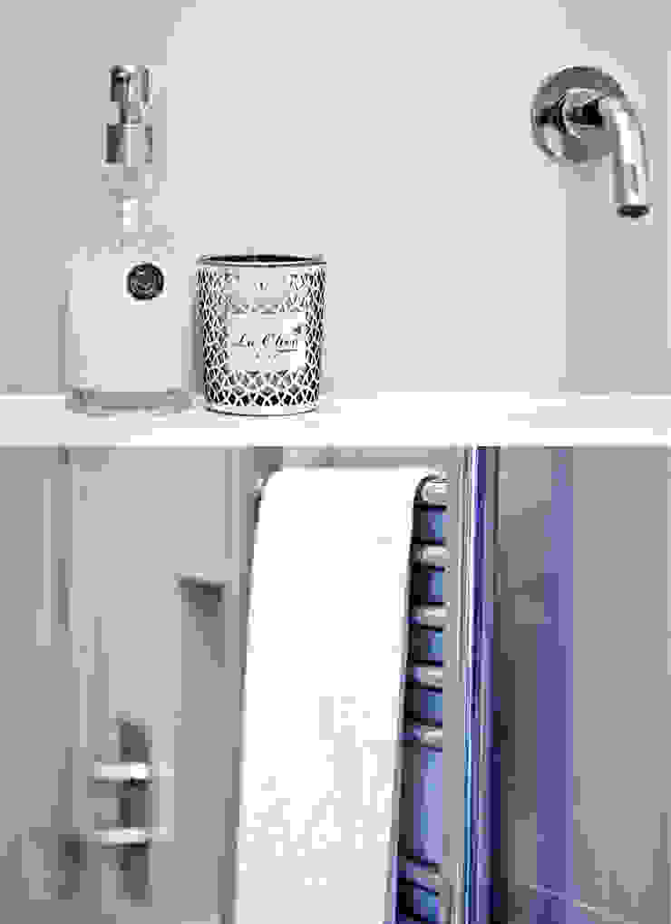 City Pied a Terre Minimalist bathroom by Black and Milk | Interior Design | London Minimalist