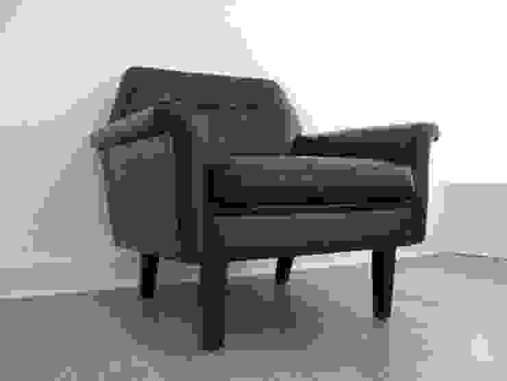 A Danish leather armchair (pair available) Funky Junky 거실소파 & 안락 의자