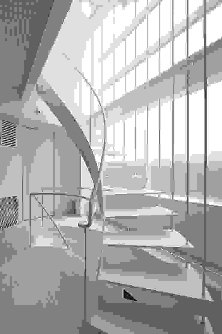 岩井文彦建築研究所 Koridor & Tangga Gaya Eklektik